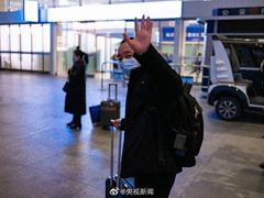 Hàng trăm chuyên viên quân y tới ổ dịch Vũ Hán, lệnh hạn chế đi lại mở rộng 18 thành phố ở Trung Quốc